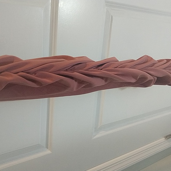 Dress - Picture 4 of 6